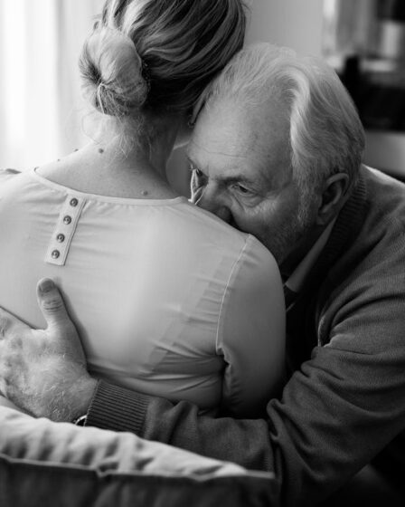 Apoio Emocional ao Idoso: Criando Vínculo e Combatendo a Solidão