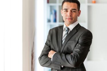 Tratamento para Falhas na Barba Quais São as Opções