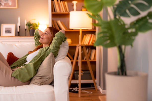 Crie ambientes confortáveis combinando ergonomia, iluminação, materiais e decoração sem comprometer a estética e a identidade do projeto.